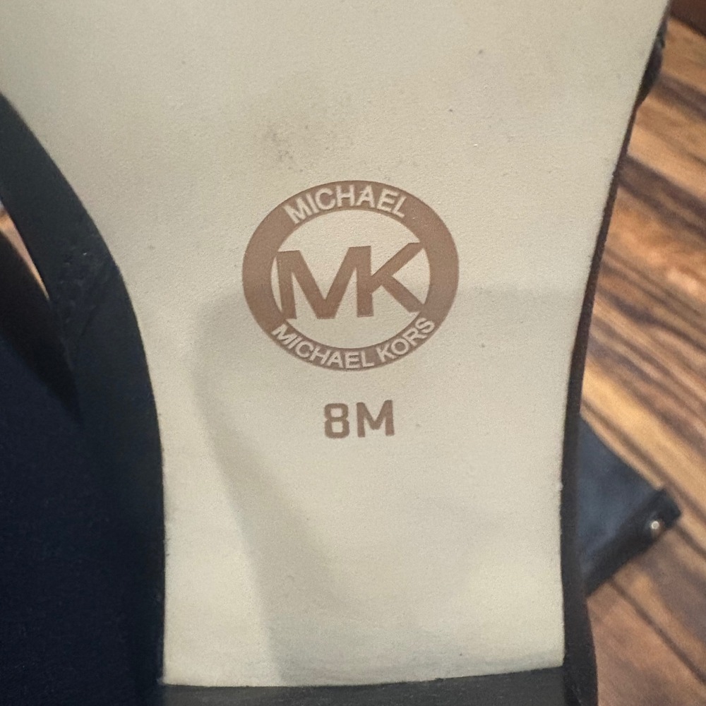 Michael Kors Arley Black Leather‎ Knee High Boots Gold Zipper Size 8 - Picture 8 of 8